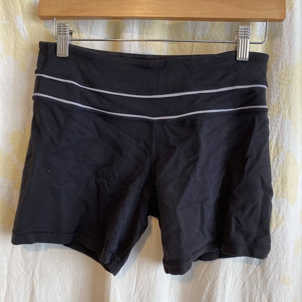 Lululemon biker/yoga shorts